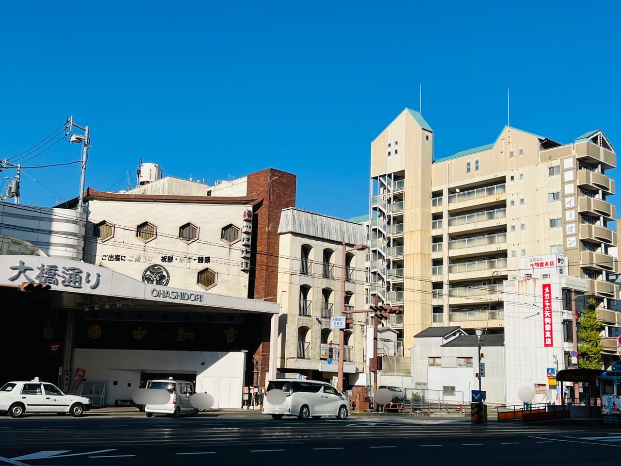 電車通りから見た建築予定地周辺