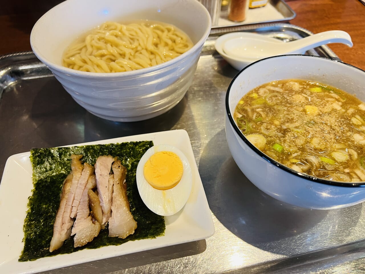 2023年12月31日に閉店するラーメン・つけ麺「宮本屋」のつけ麺（長男）