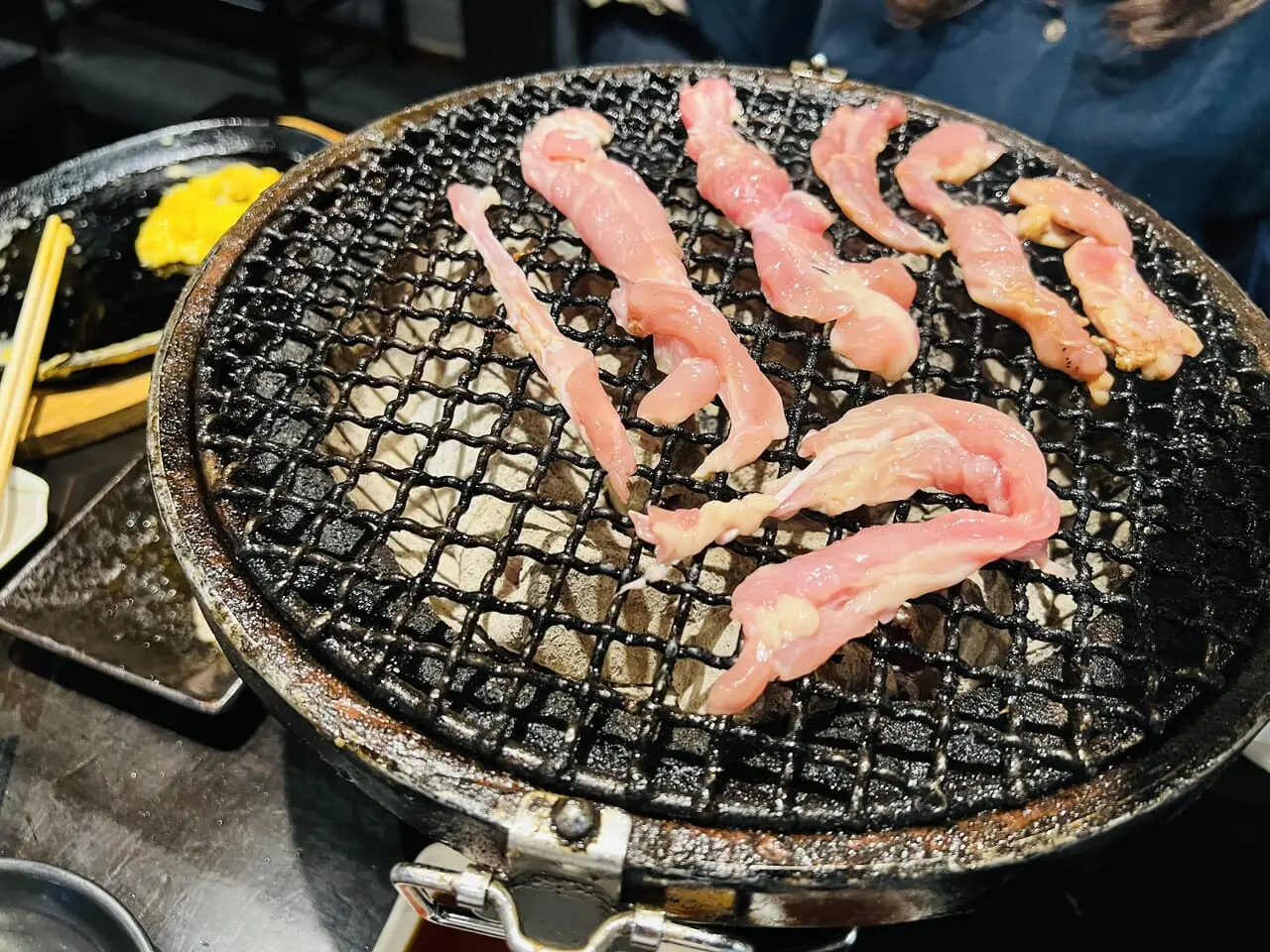 グリーンロードの「とり焼肉 ひなとり」のとり焼肉