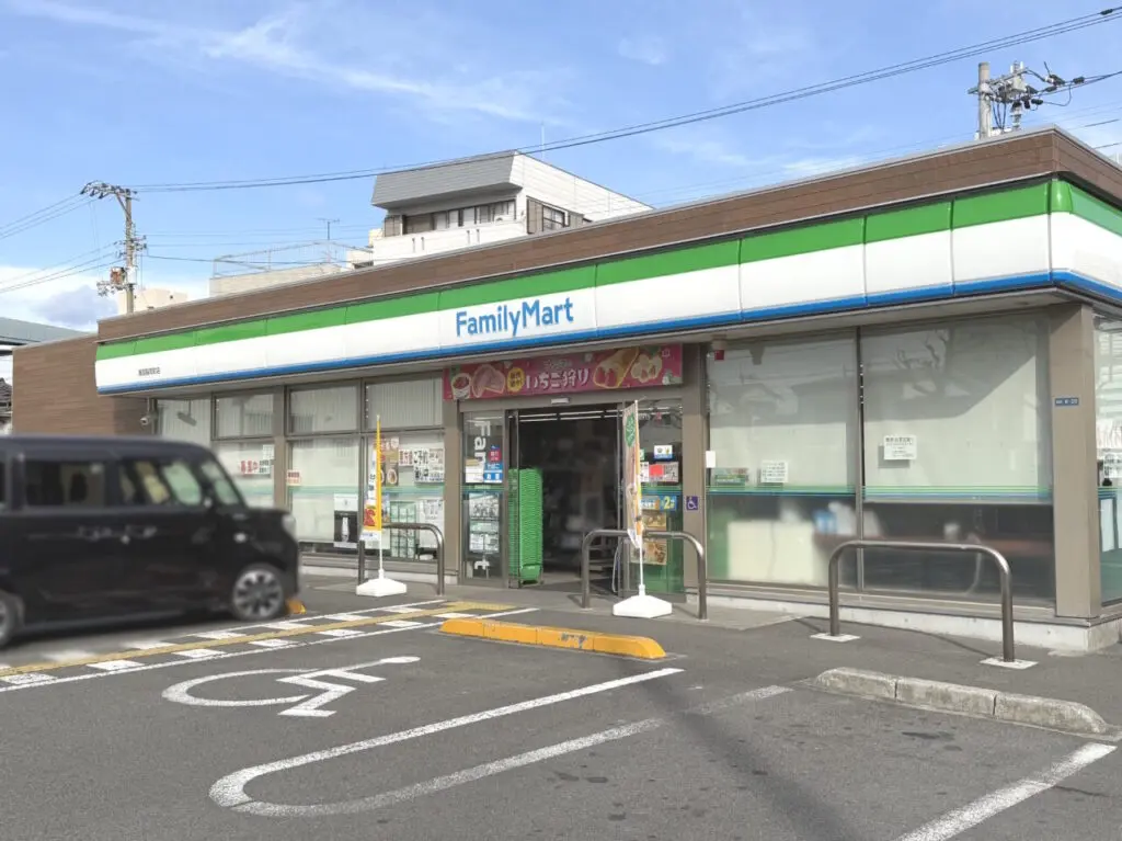 移転オープンを予定している「ファミリーマート 高知稲荷町店」の周辺の様子