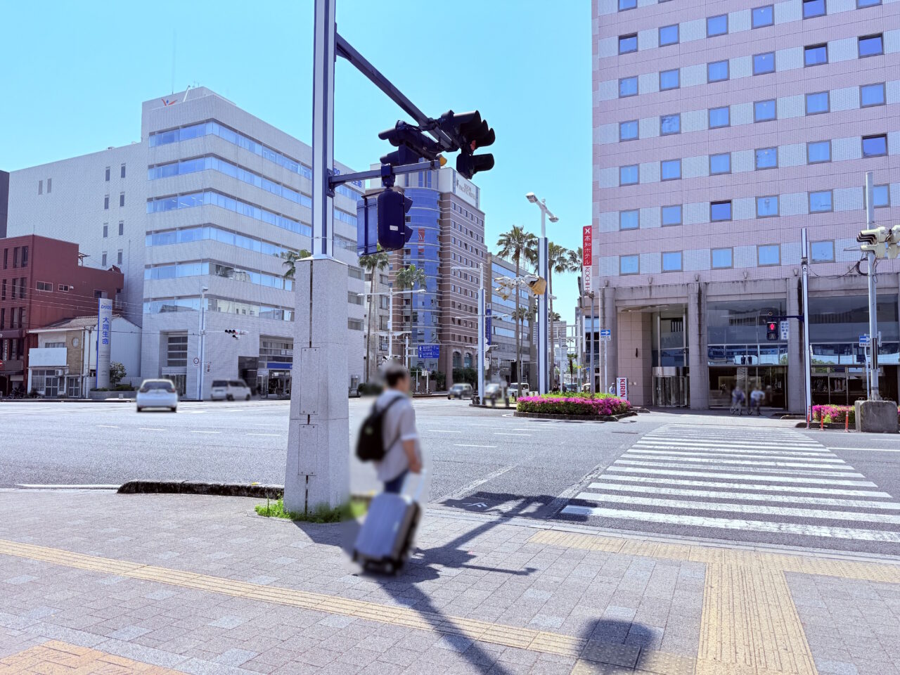 JR高知駅前の大きな交差点