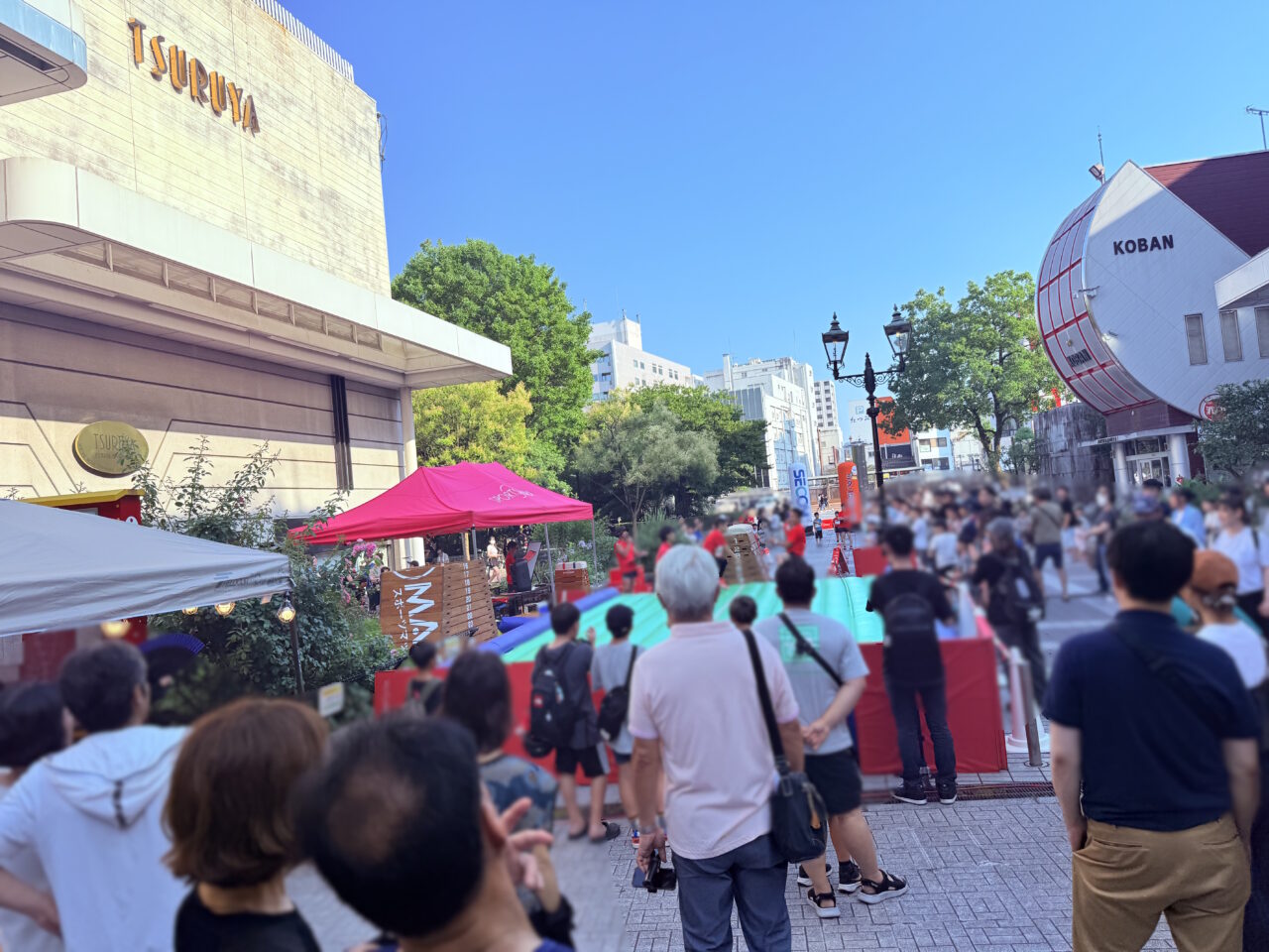 2025年の土曜夜市の様子
