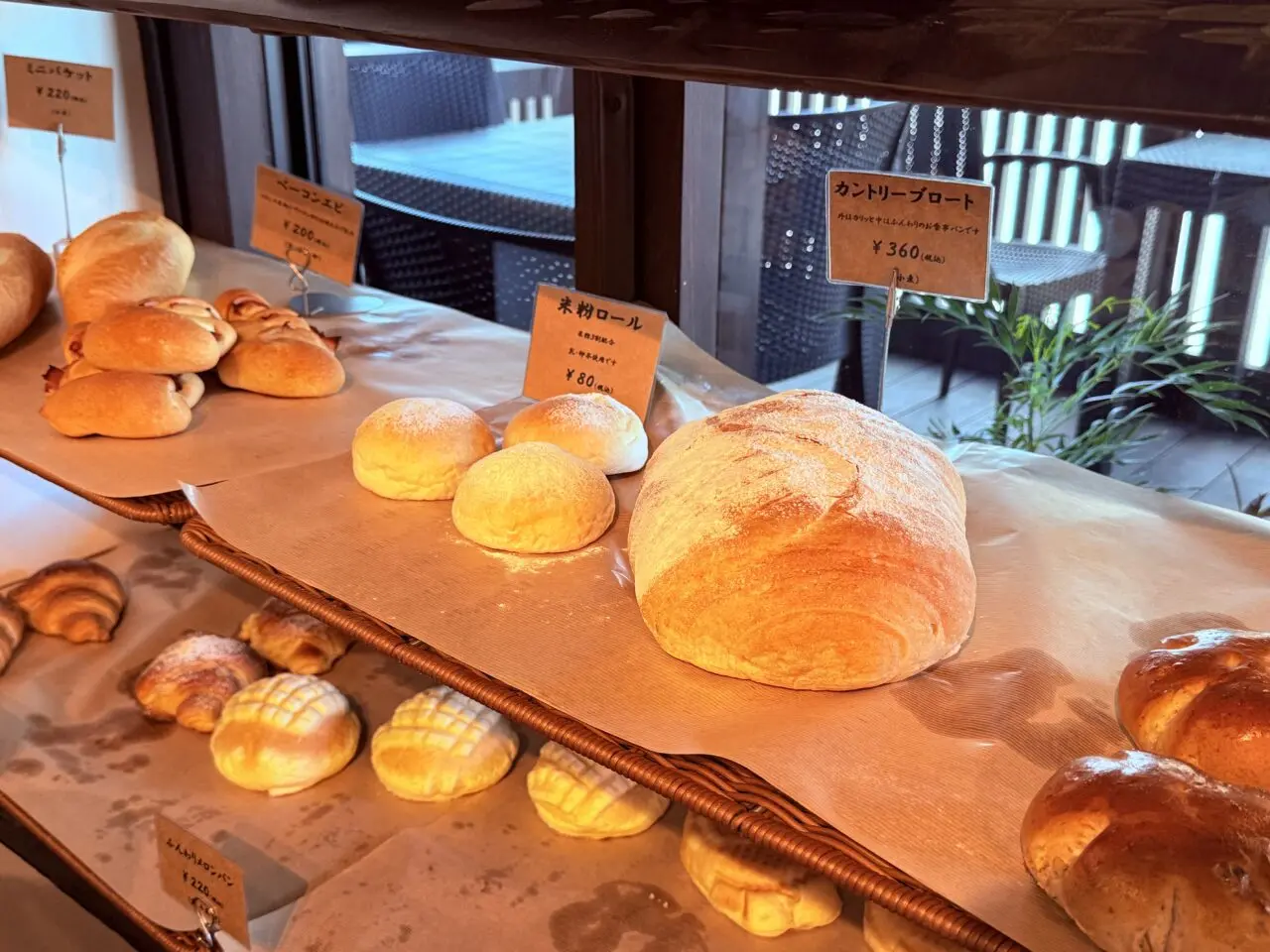2025年7月18日にリニューアルオープンした高知市西塚ノ原の「パン茶屋 むぎまる」