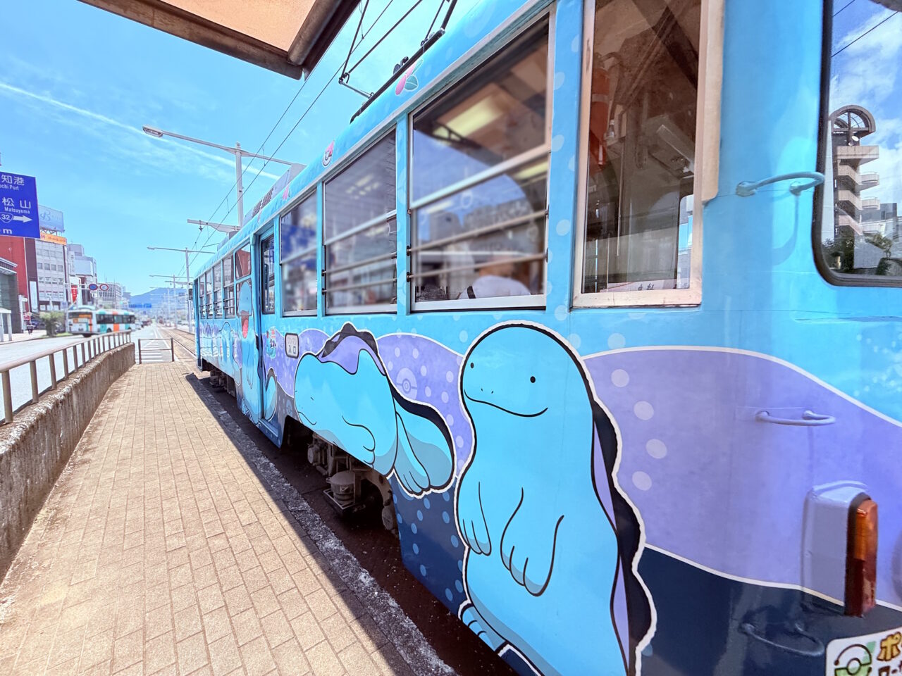 高知だいすきポケモン ヌオー電車の外観
