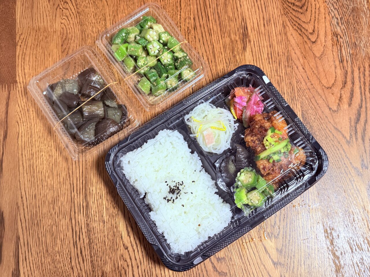 菜園場商店街で長年愛されるお弁当・仕出しの老舗「澤本商店」の日替わり弁当