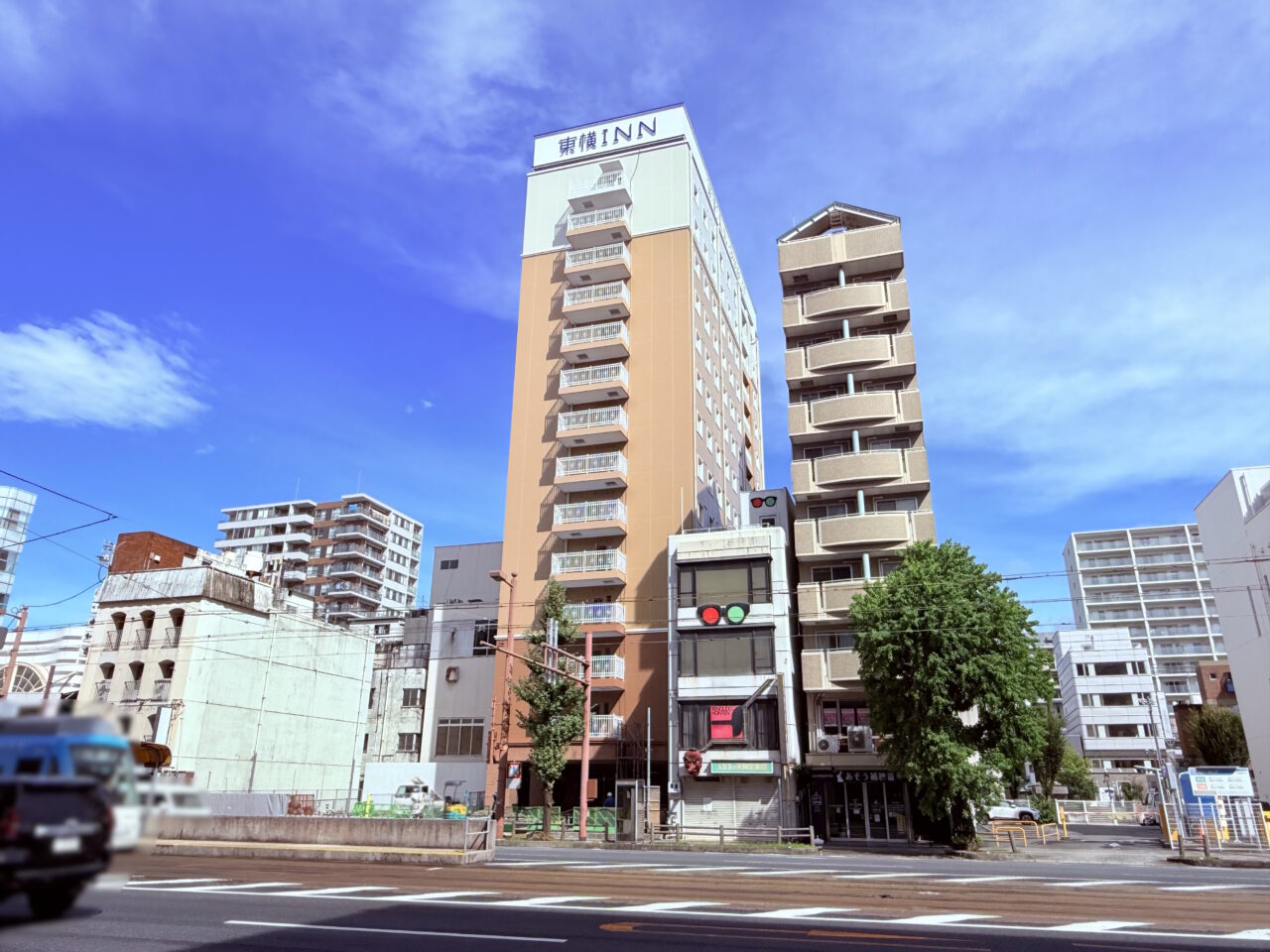 2026年2月オープン予定の「東横イン 高知」 正面から見た完成外観（2025年9月初旬撮影）