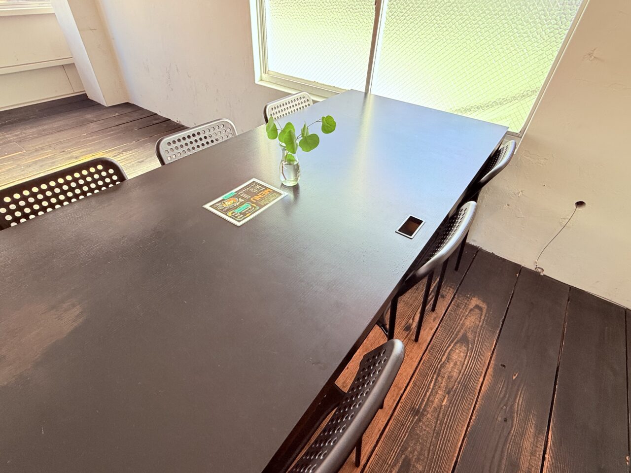 高知市はりまや町のレンタルスペース「pigaaq harimaya（ピガーク はりまや）」の内装