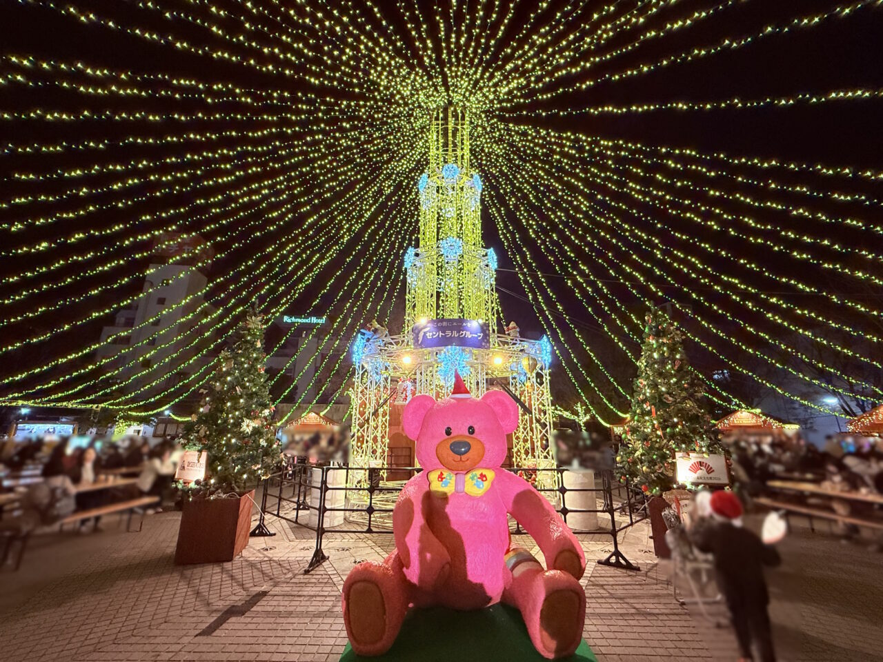 「クリスマスマーケット 2025 in 高知」の様子