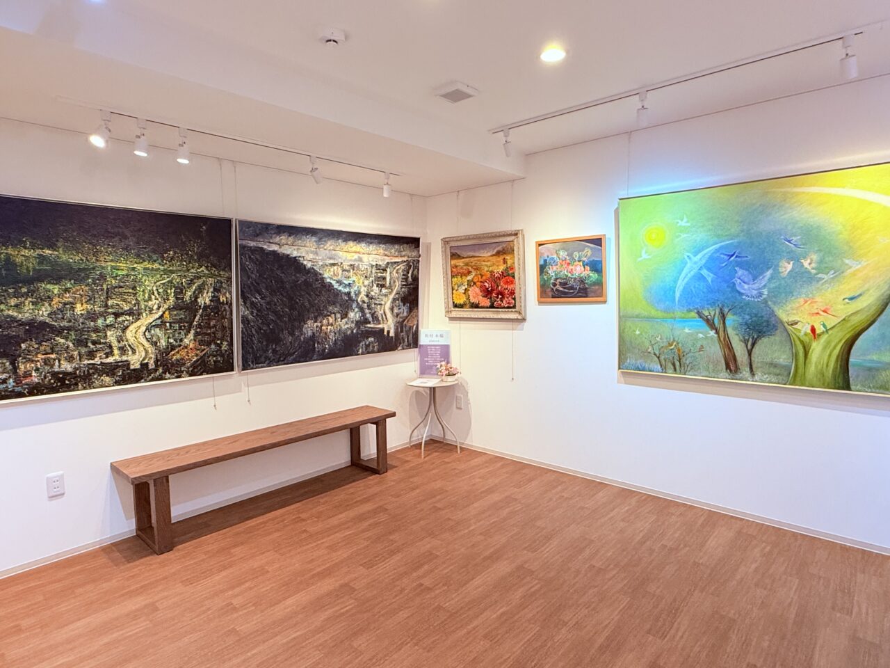 2025年11月21日にオープンしたカフェ×雑貨×レンタルスペースの複合型店舗「Fika Bloom in」のレンタルスペースの様子