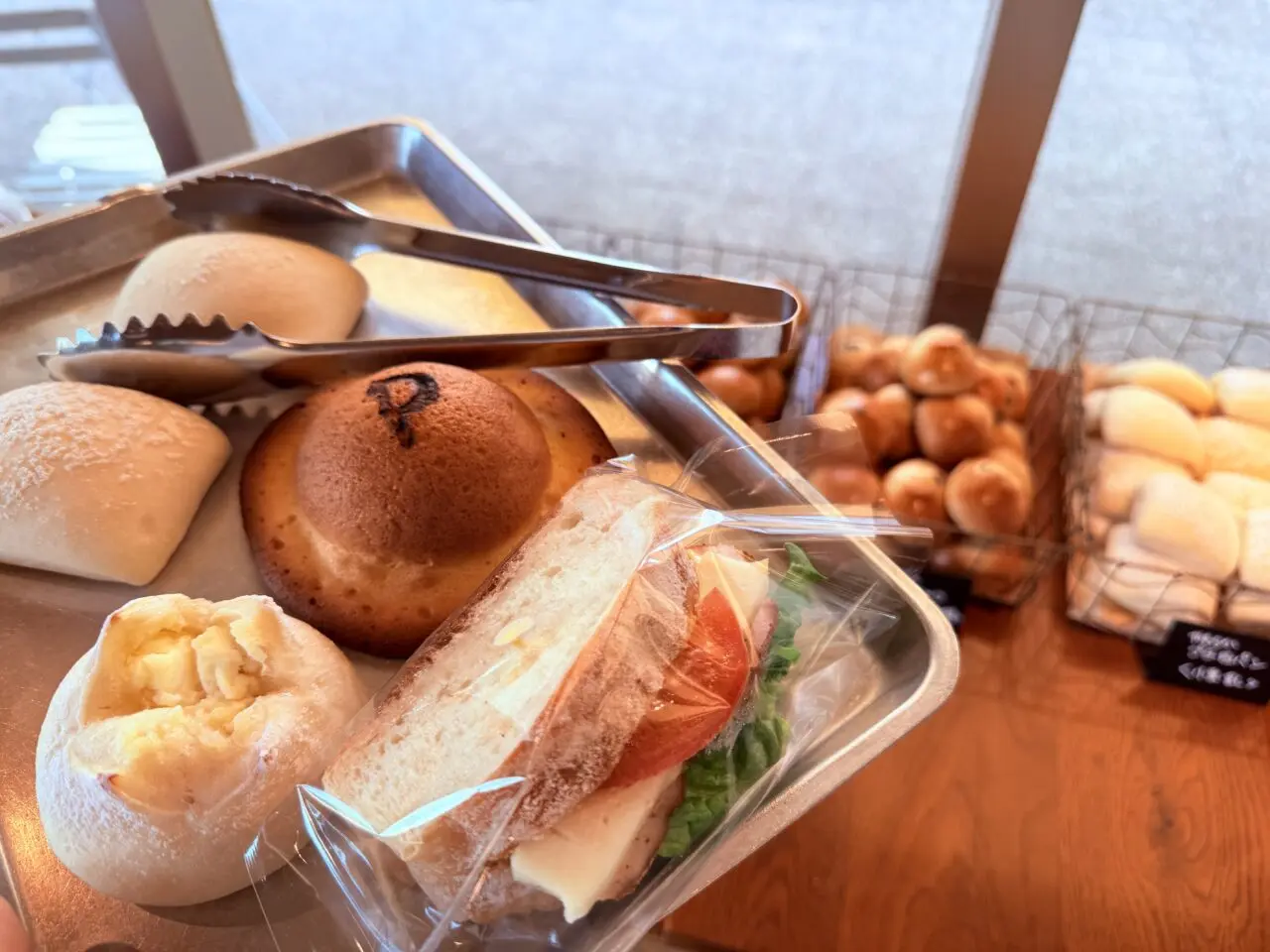 2025年12月31日に閉店するオーテピア前のパン屋「Pipeau(ピポー)」のパン