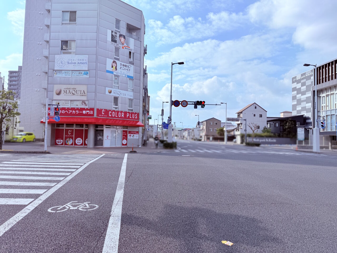 2026年2月上旬オープン予定の高知市新本町のヘアカラー専門店「COLOR PLUS」の周辺の様子