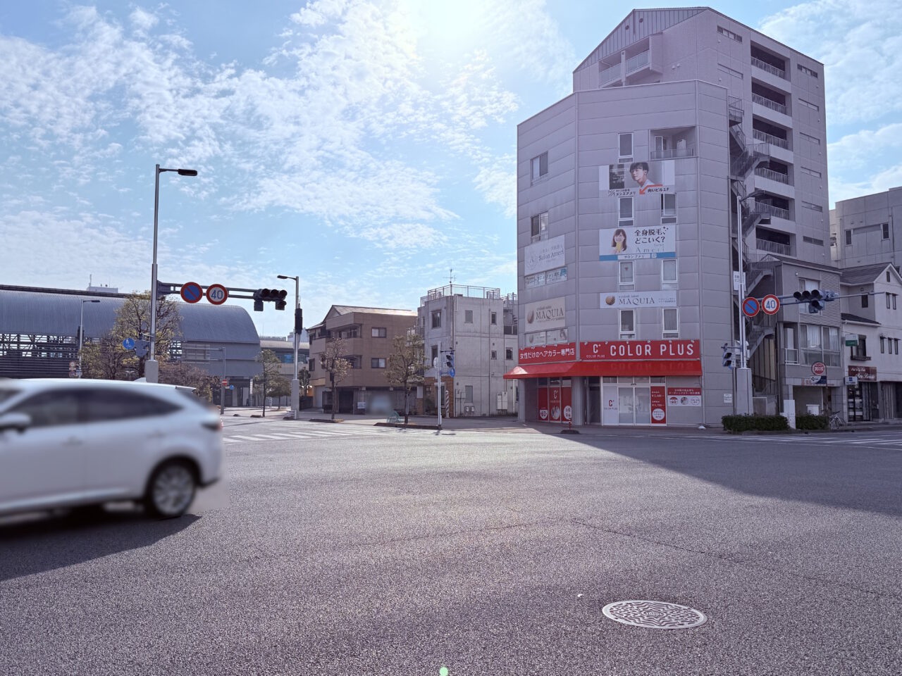 2026年2月上旬オープン予定の高知市新本町のヘアカラー専門店「COLOR PLUS」の周辺の様子