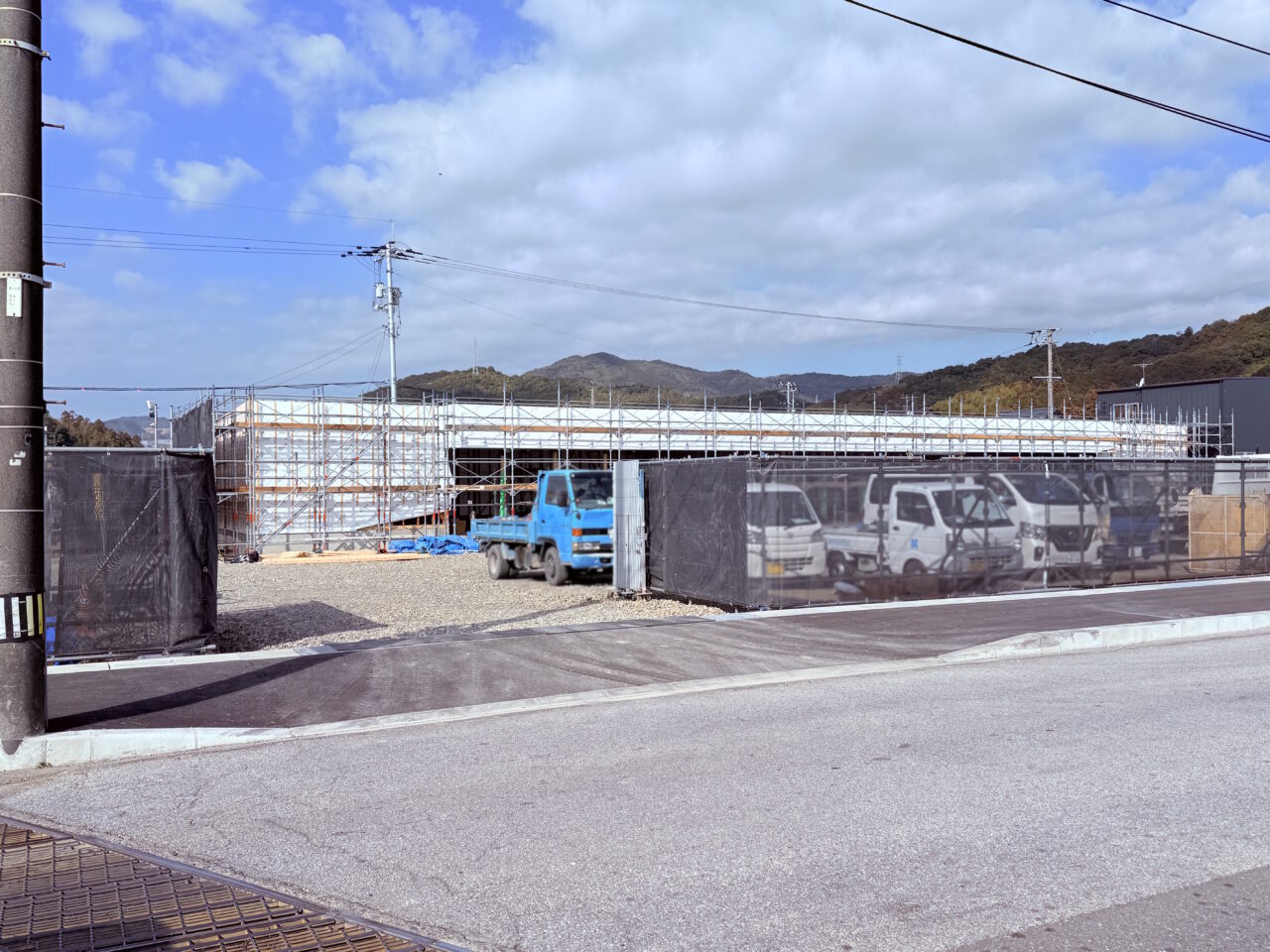 高知市布師田で工事中の「セブンイレブン 高知布師田店」の様子