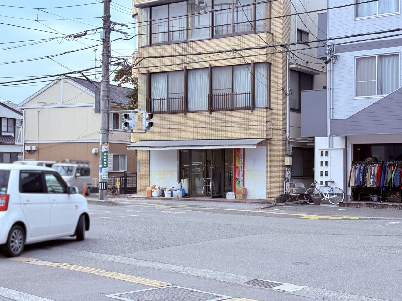 イオンモール高知前にオープンした眉毛とまつ毛パーマの専門店「ロレインブロウ 高知店」