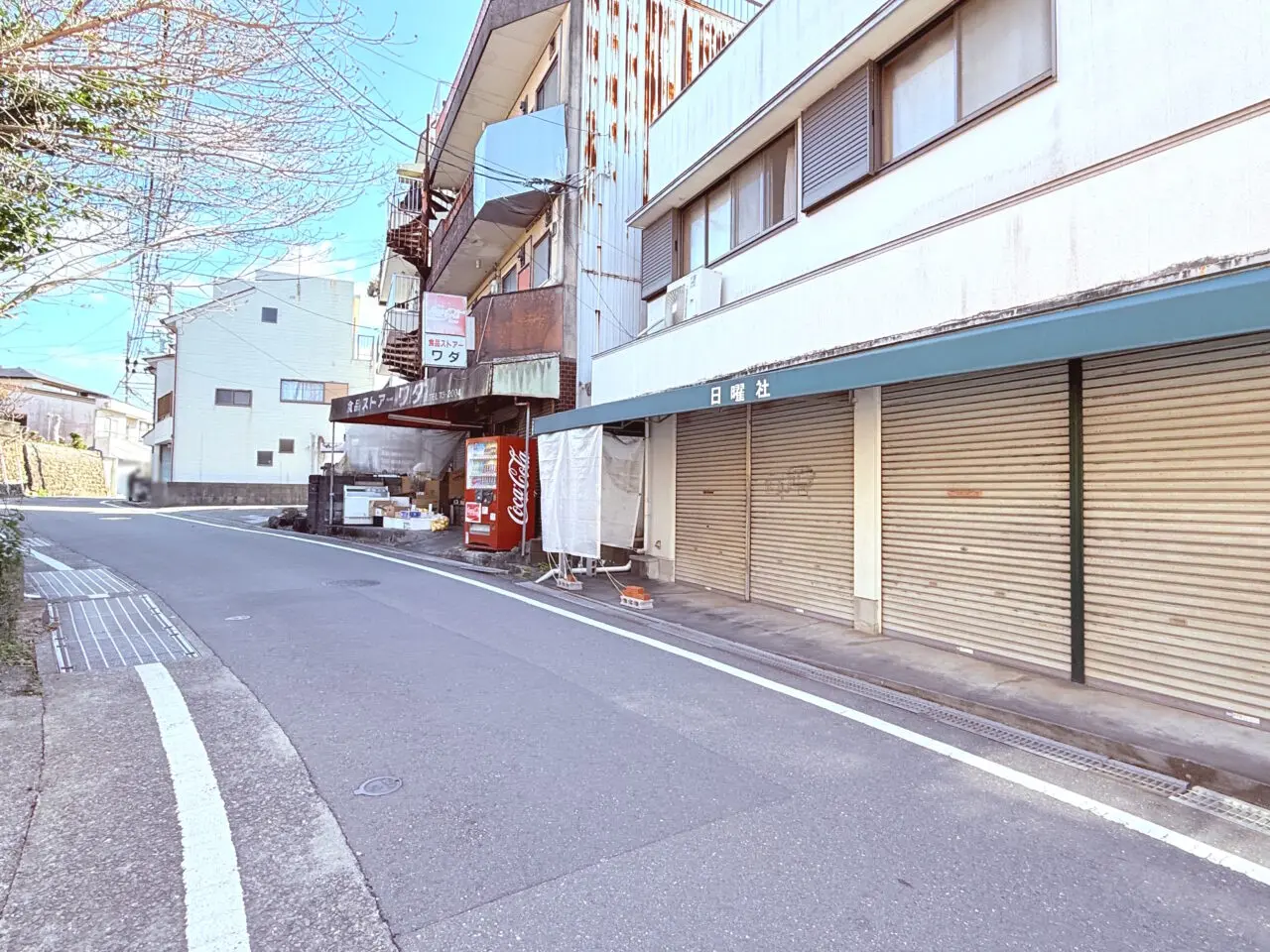2026年2月23日に閉店したカフェ「日曜社」の様子