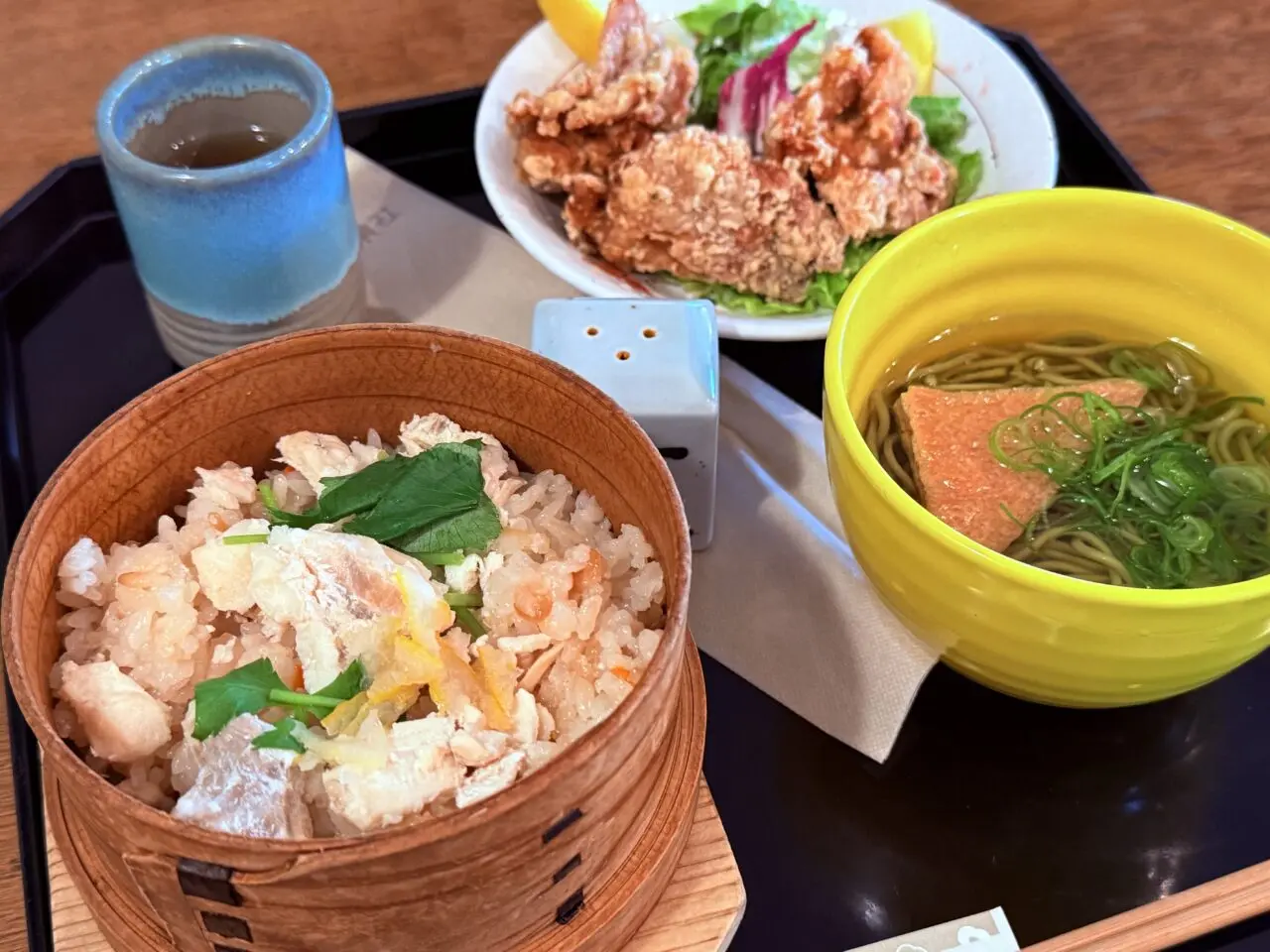 2026年5月17日に閉店する現代企業のレストラン「風見鶏」の「風見鶏定食」