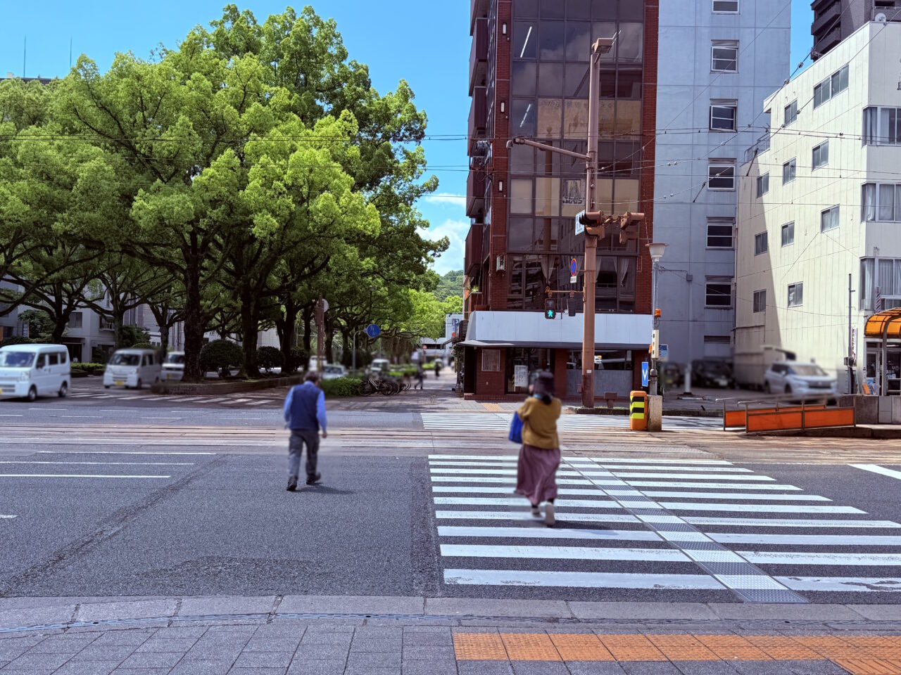 2026年4月30日に閉店した「21時にアイス 高知県庁前店」の外観
