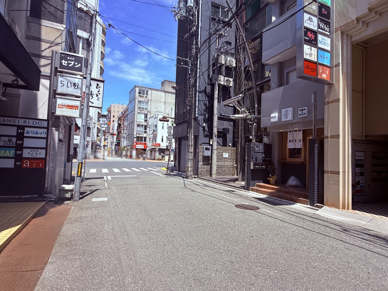 2026年5月7日にグランドオープンした「立ち飲みおでん百舌」の外観