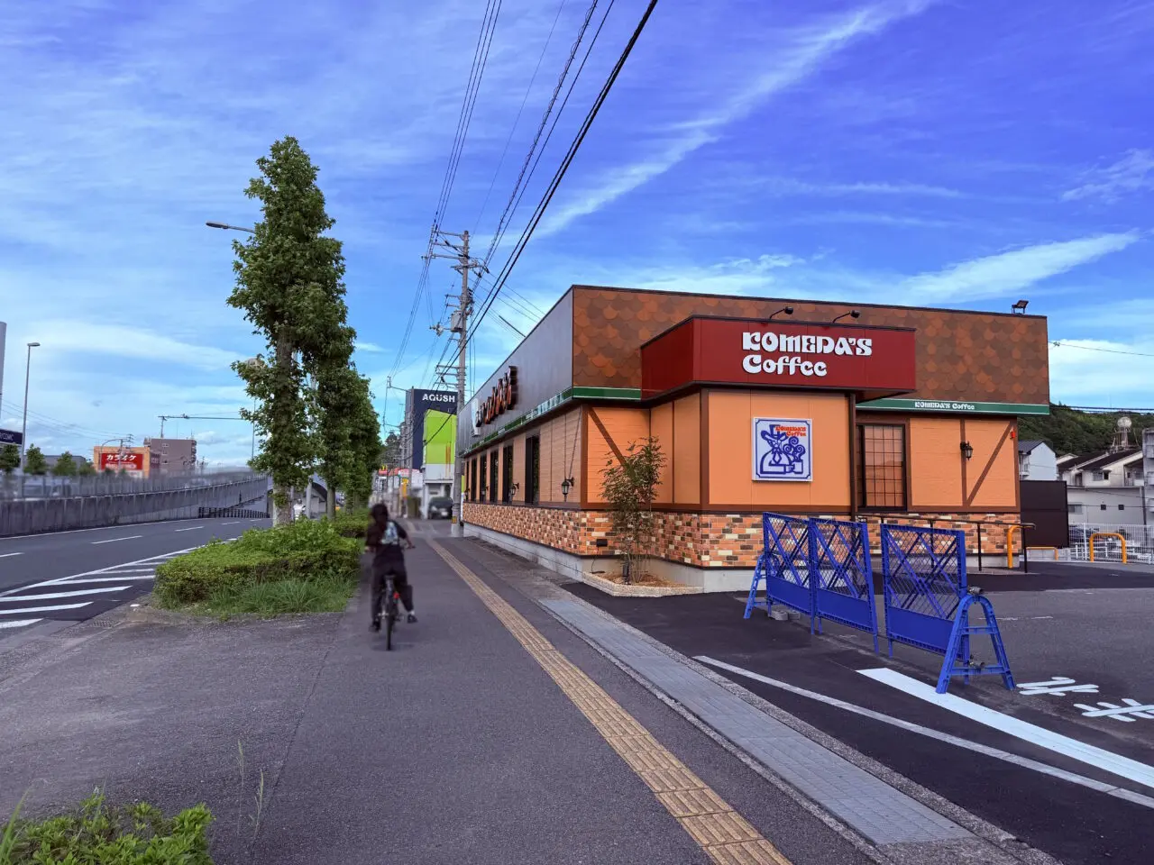 2026年6月30日にオープンする「コメダ珈琲店 東土佐道路店」の外観