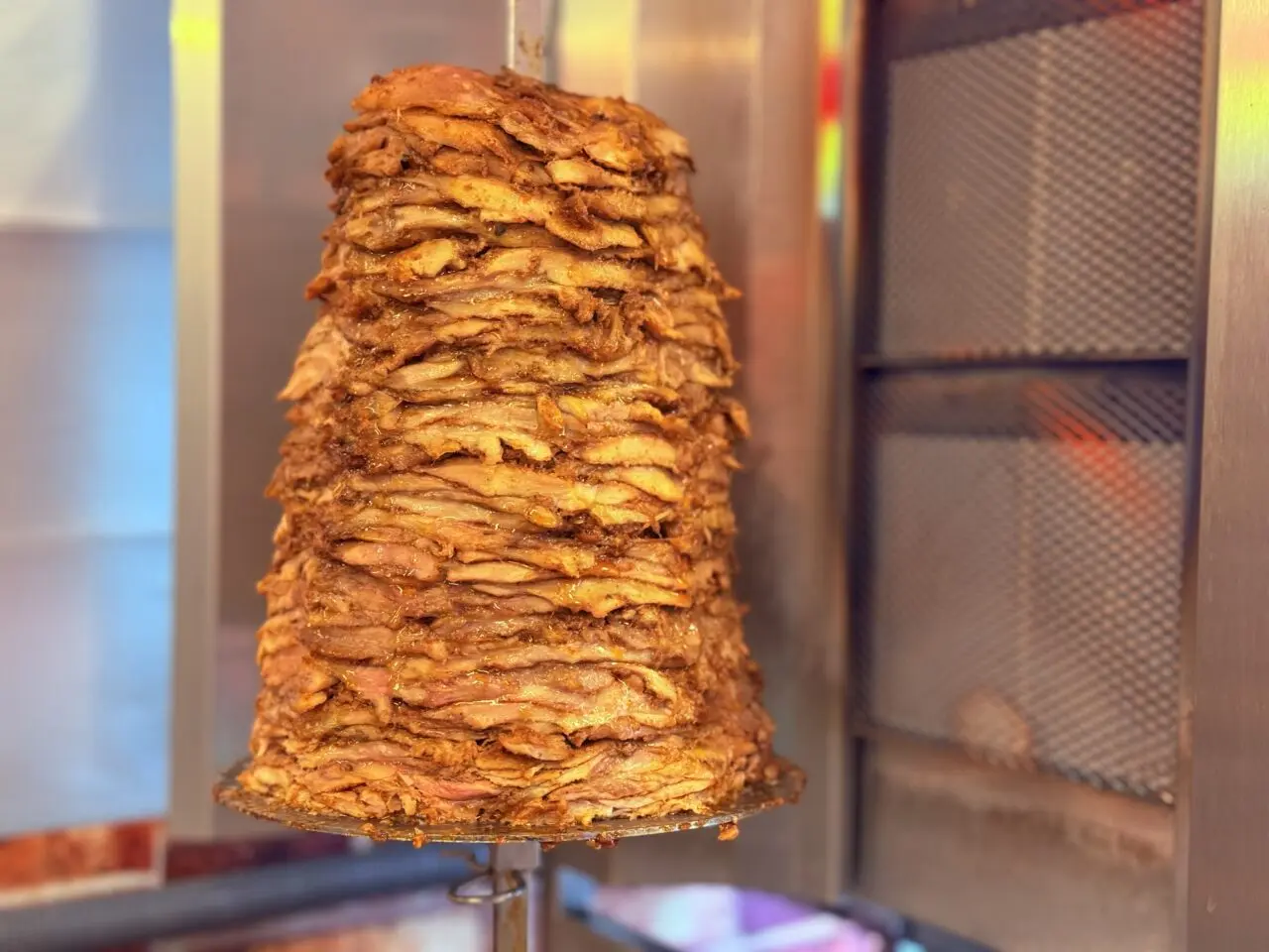 2026年5月30日にオープンした「GABU KEBAB（ガブ ケバブ」のドネルケバブ