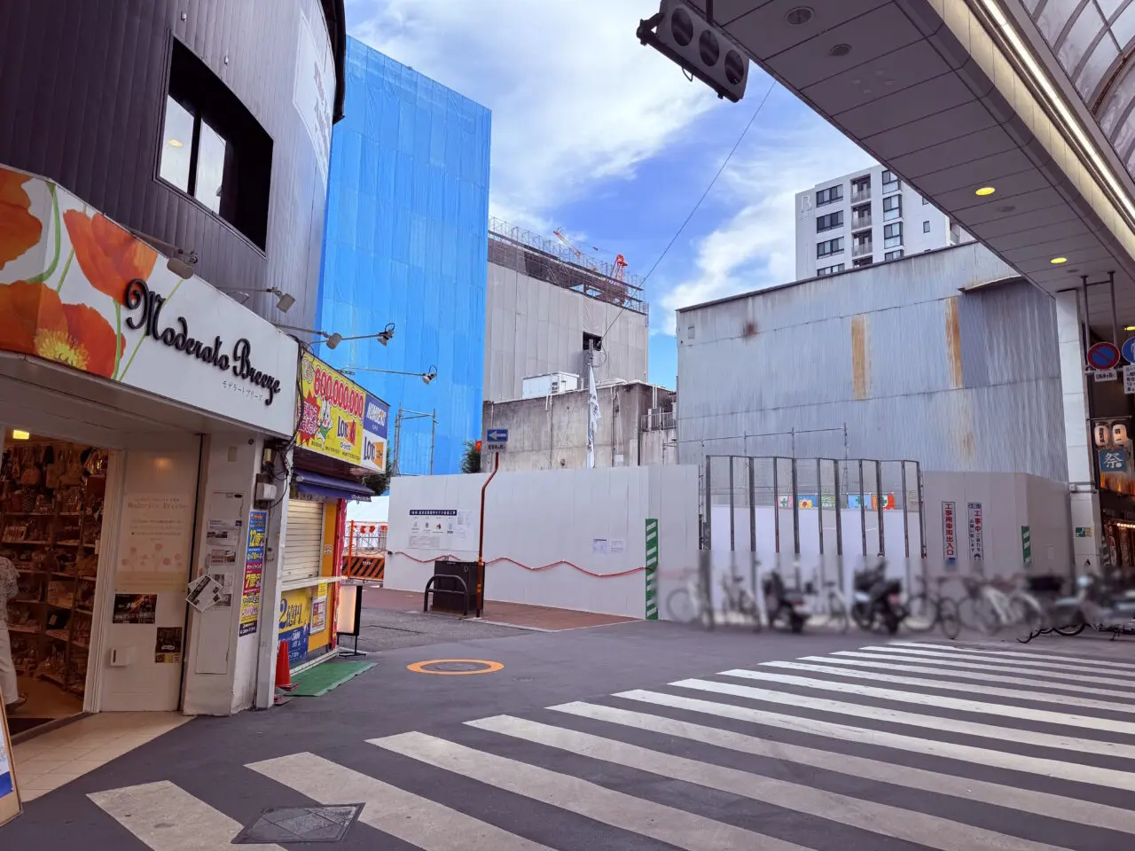 「(仮称)高知市帯屋町ホテル」が始まるパチンコ店「ミリオン 帯屋町店」跡地