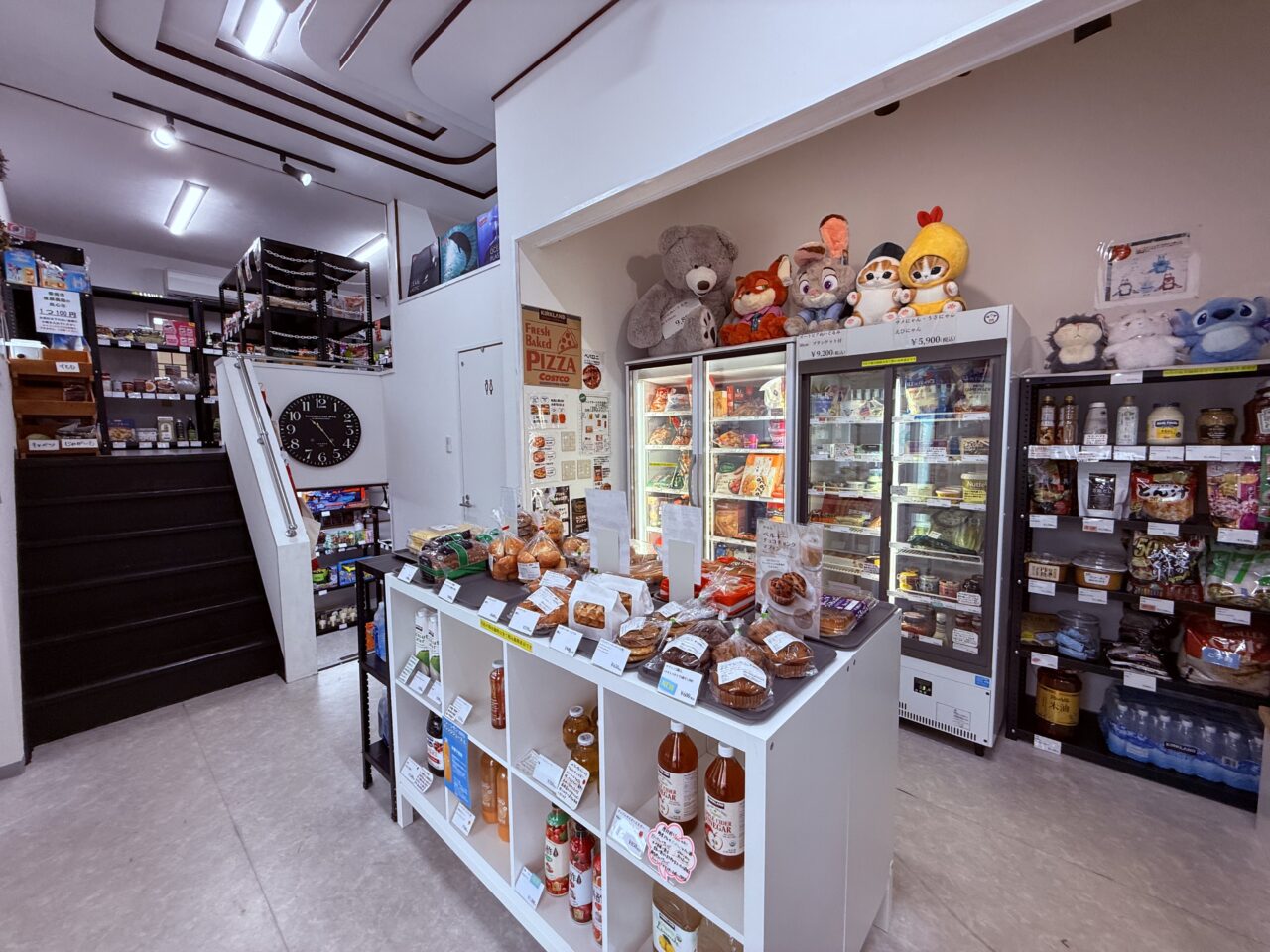 高知のコストコ再販店「メゾンクロス(Maison Cross)」の店内の様子