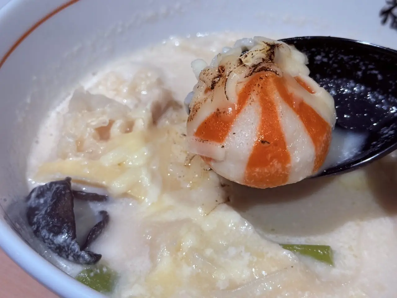2026年8月1日にオープンした麻辣湯専門店「福恩麻辣湯 高知河ノ瀬店」の麻辣湯(0.5辛)
