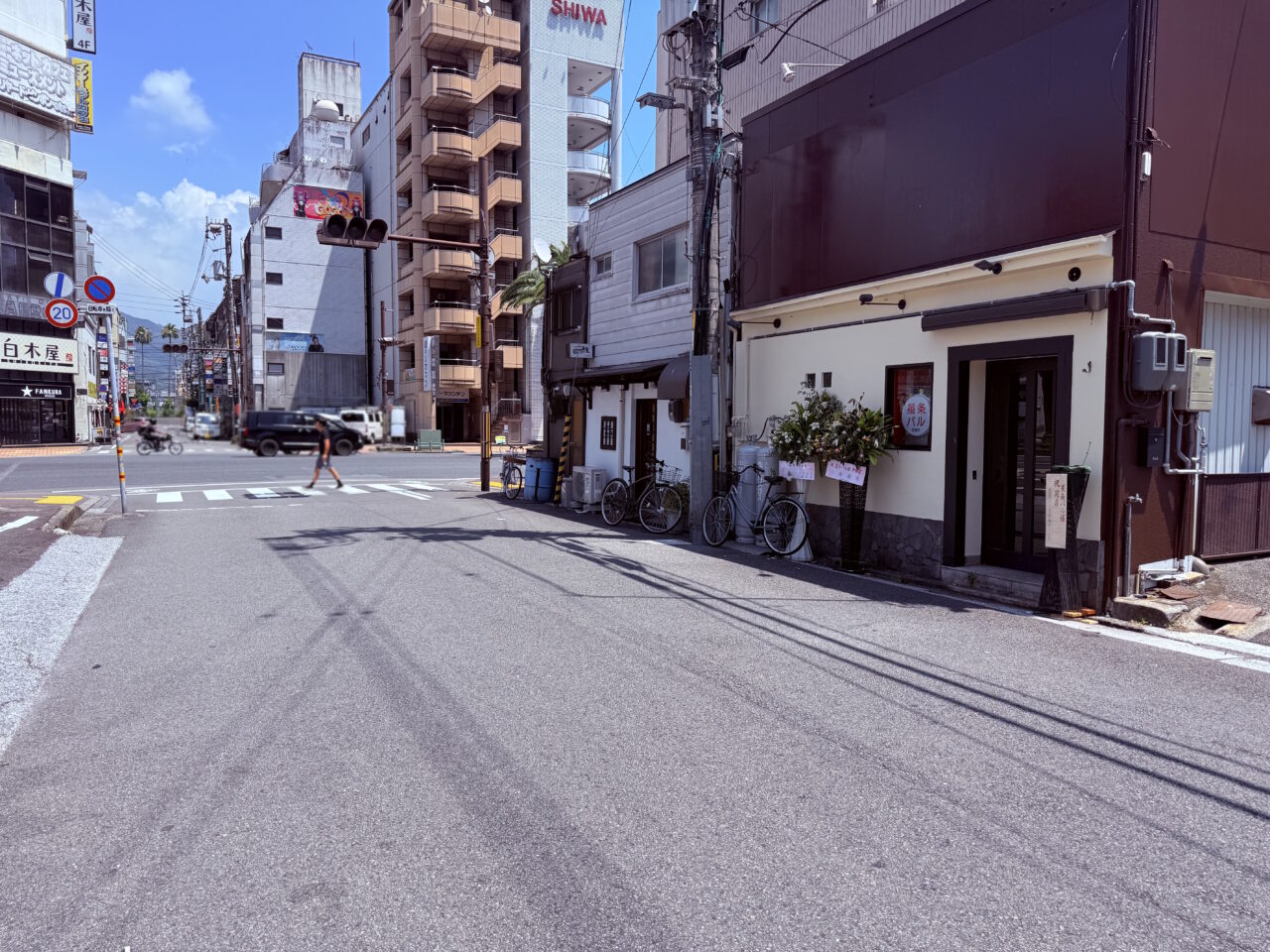2026年7月21日にはりまや町にオープンした「星条バル」