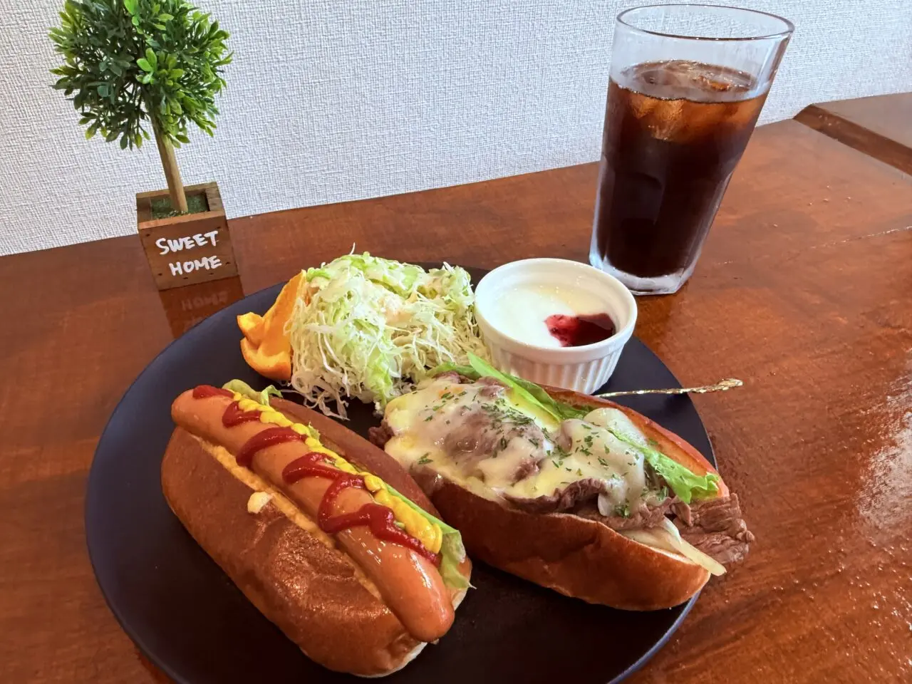 2026年9月27日に高知市大膳町にオープンした「Cafe NonamE」のモーニングBセット