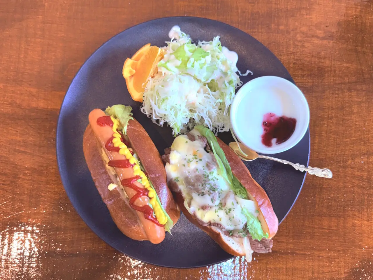 2026年9月27日に高知市大膳町にオープンした「Cafe NonamE」のモーニングBセット